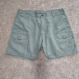 Men's Size 40 Cargo Shorts Green